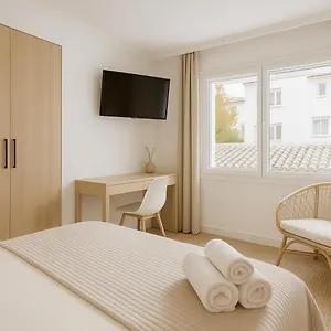 Hostel Hotel Y Apartamento Moli De Mar - Check-In 24 Horas, Lloret de Mar